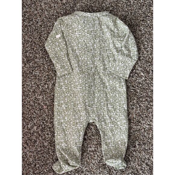 ❤️7 For All Mankind Ruffle Footie 0-3M - Picture 4 of 4